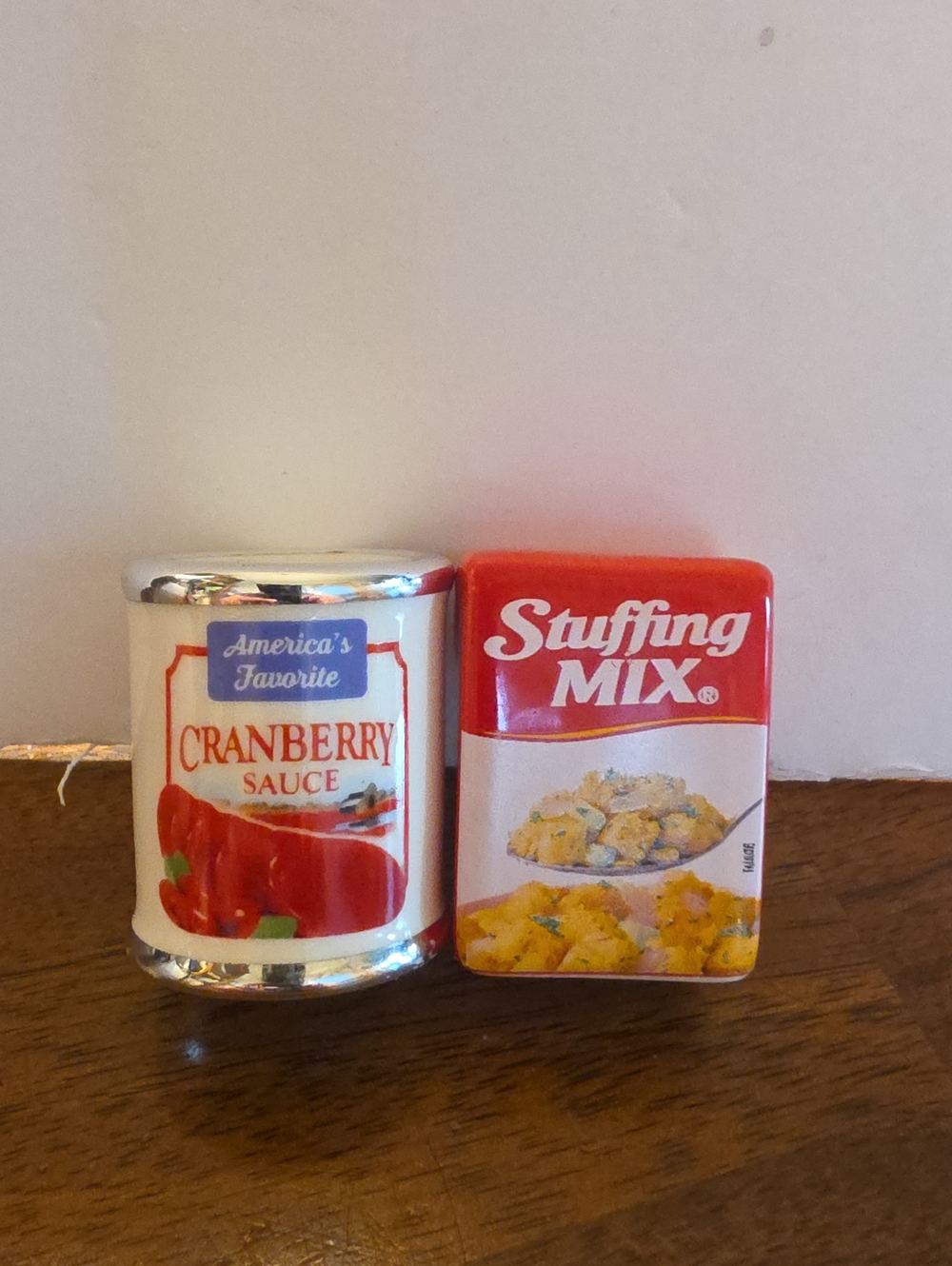 Stuffing Mix & Cranberry Sauce Salt and Pepper Shaker Set - Red and White